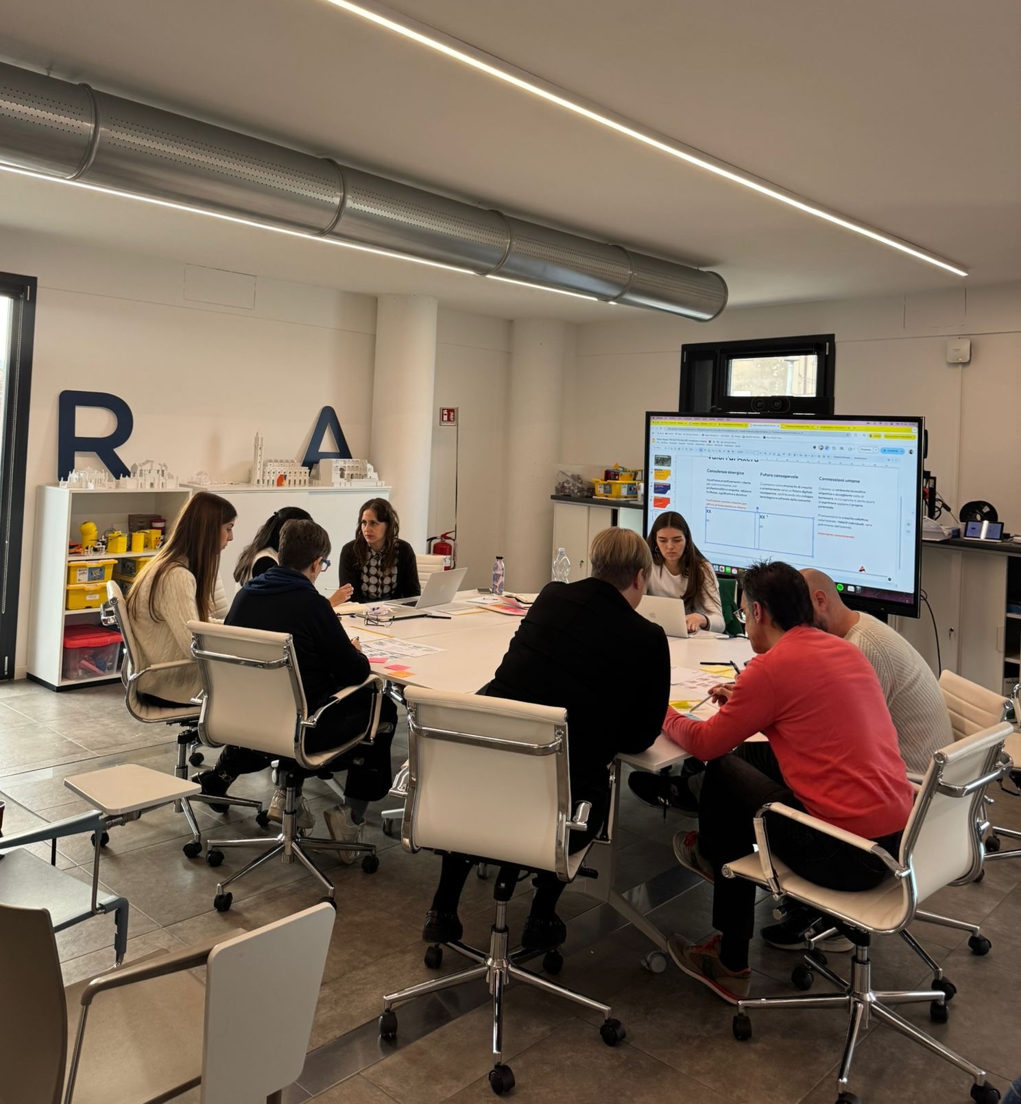 Strategia: Coinvolgere su larga scala la popolazione aziendale in incontri di co-progettazione per generare dei valori realmente condivisi